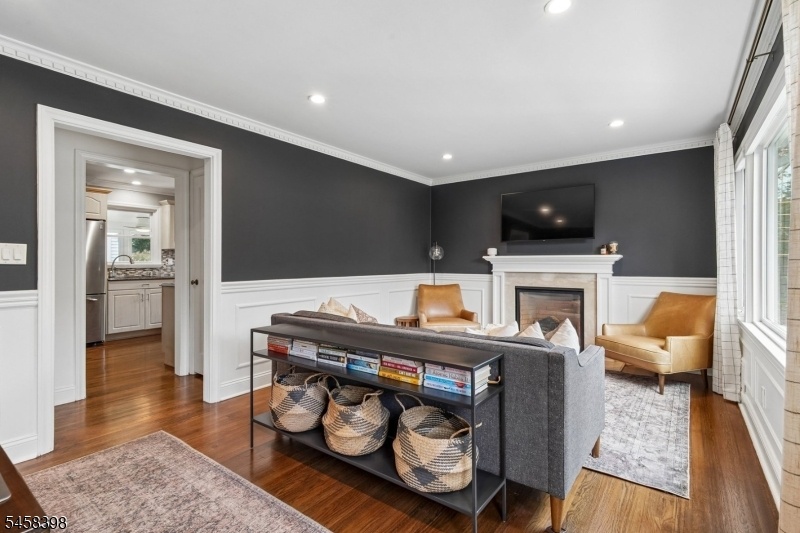 Spacious Living Room