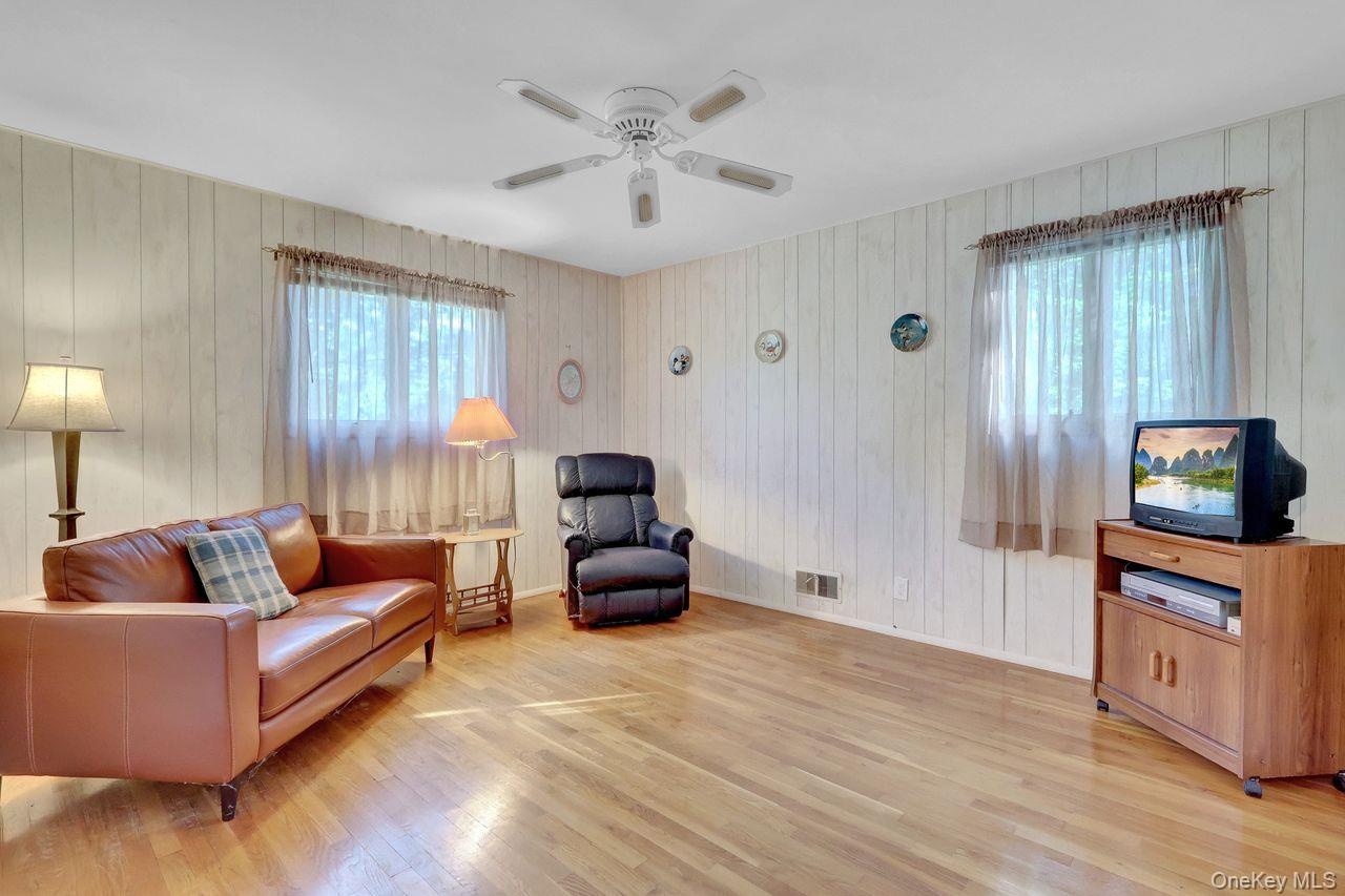1st Bedroom has Hardwood flooring