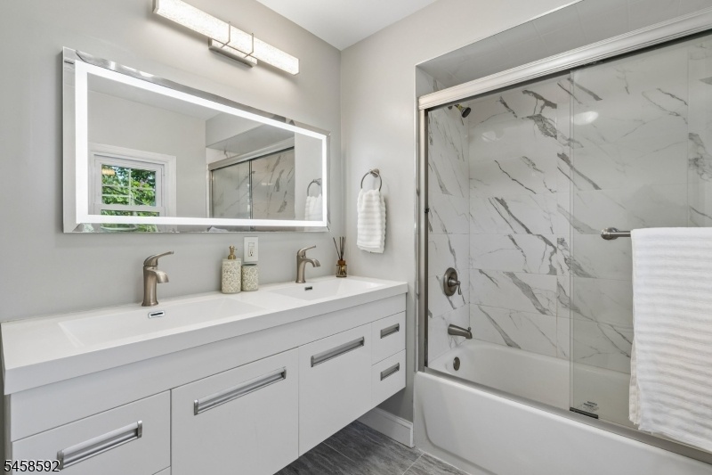 Second floor main bath