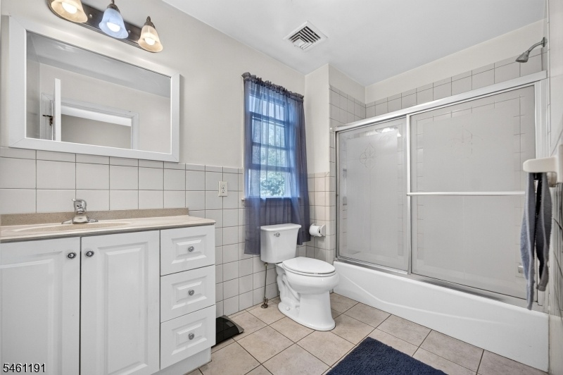 Second Floor Full Bath