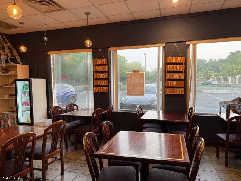 Dining Area / Interior