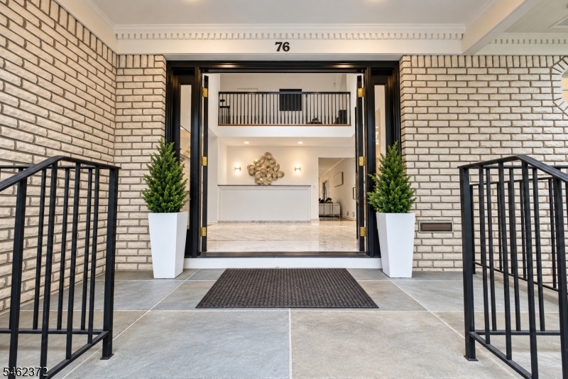 Elegant Entryway