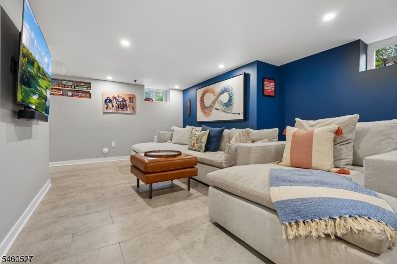 .Great Space to Hang Out