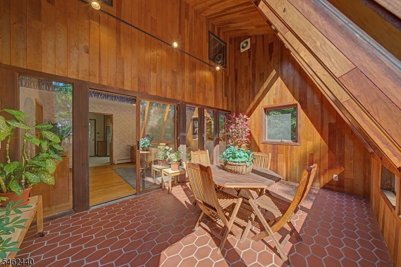 Sun Room / Greenhouse Room