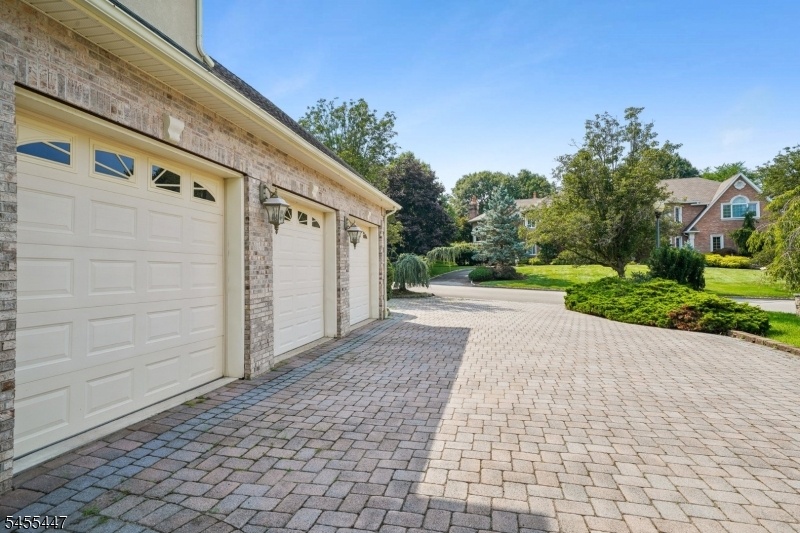 3 car garage
