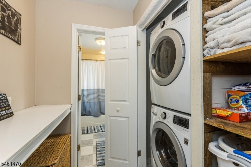 Laundry located on 2nd floor