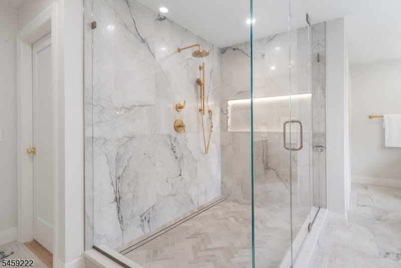 Primary shower