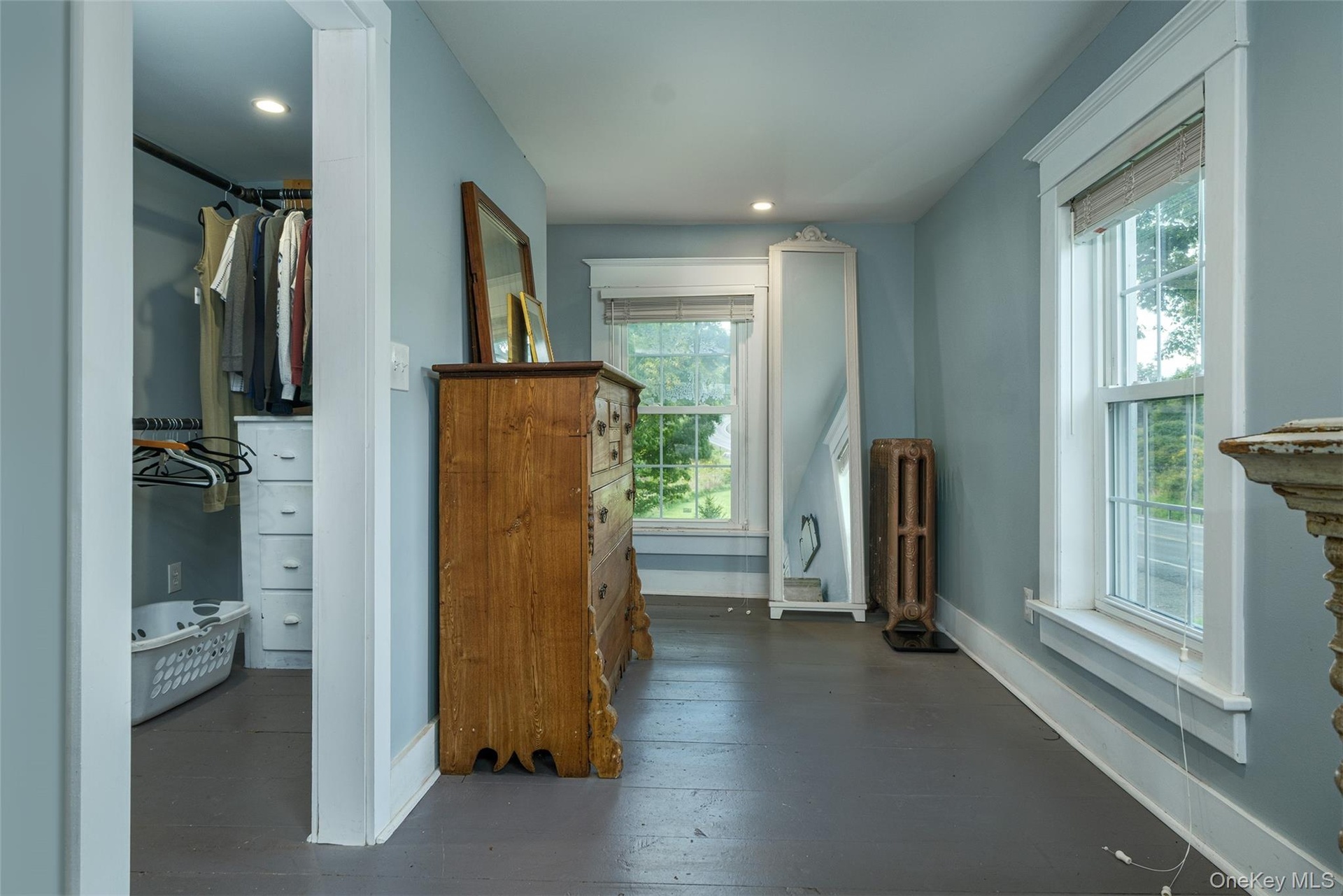 Primary suite