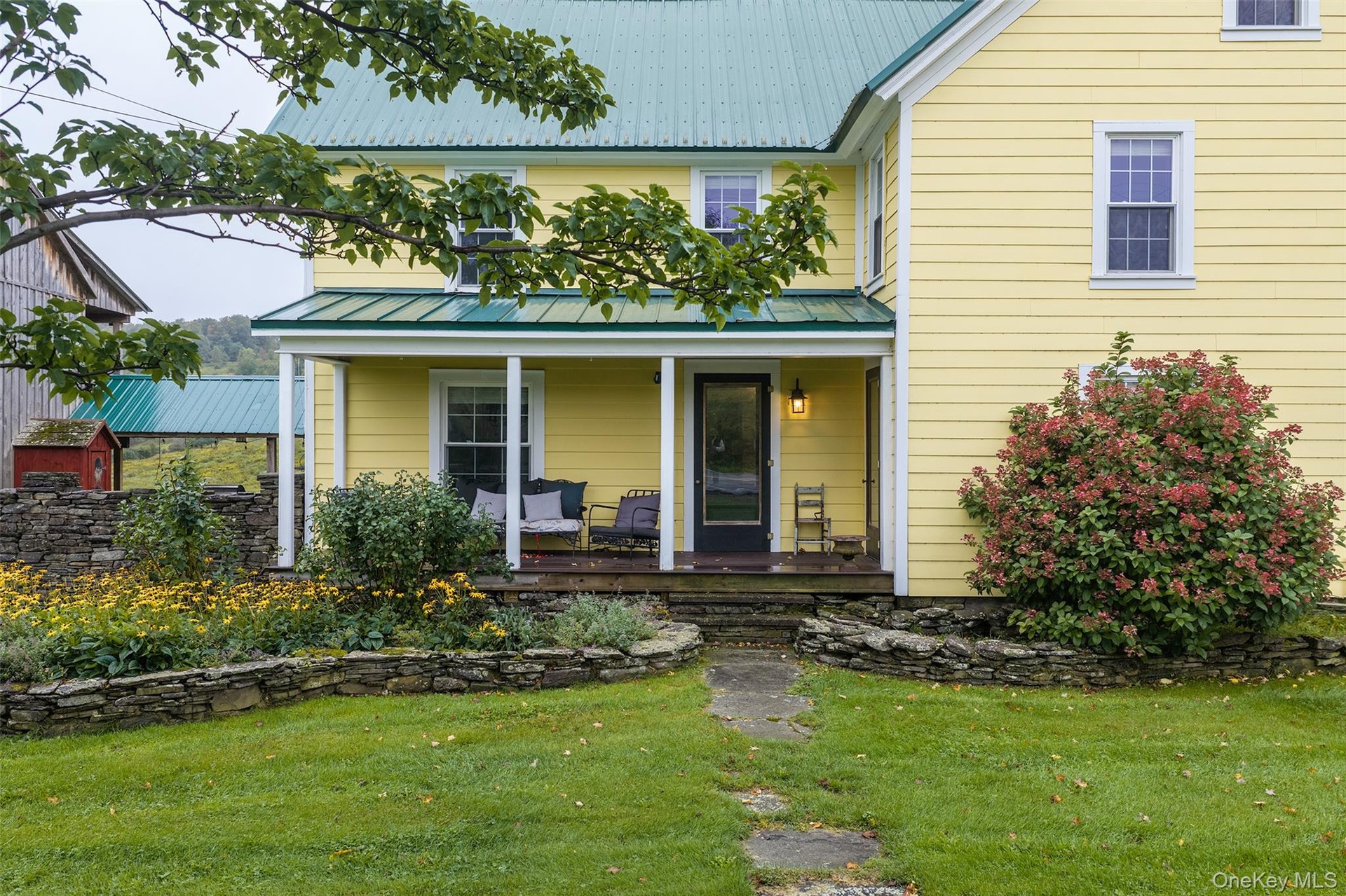 Mature landscaping