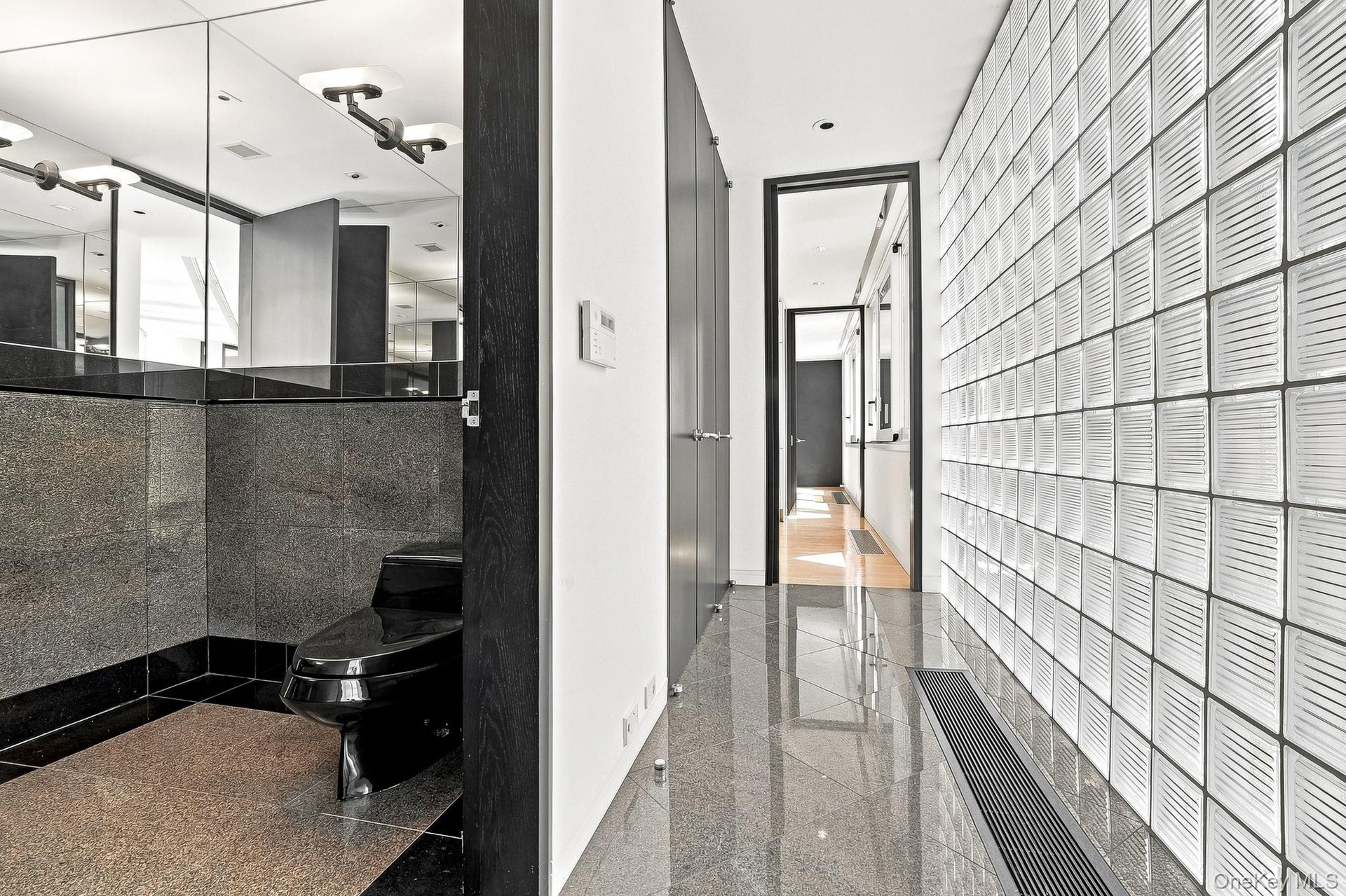 Powder room