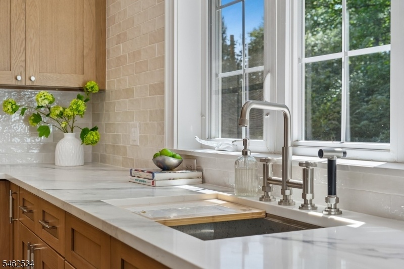 Quartz counter tops
