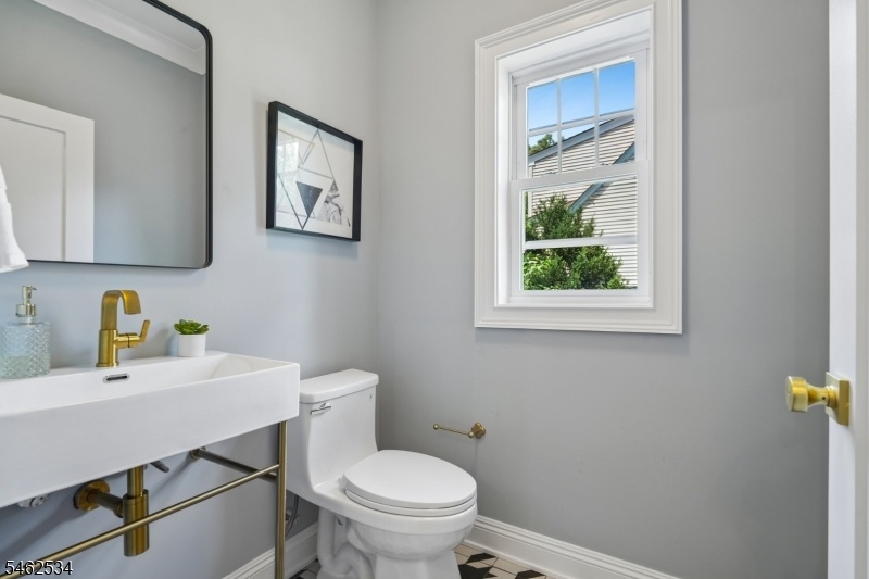 powder room