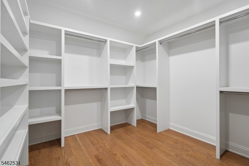 primary walk in closet