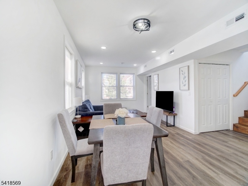 Living Room - Dining Combo