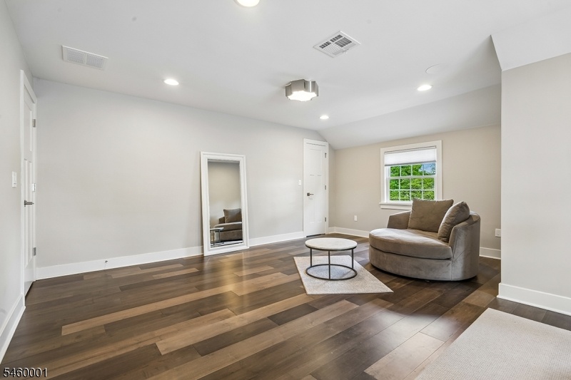 Exceptionally Large Primary BR