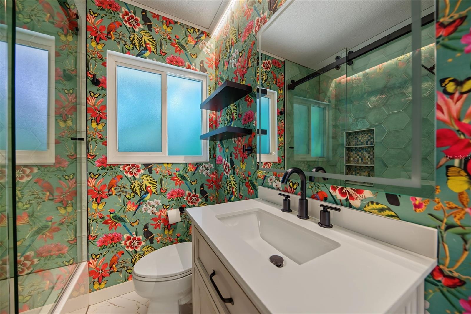 Hall Bath 2