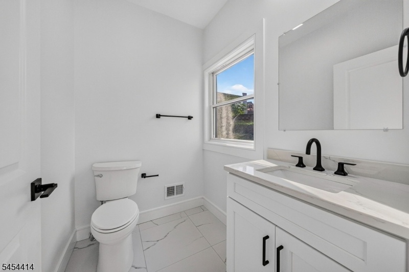 Powder room