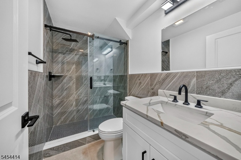 Full Bath