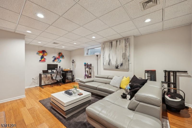 Spacious Family Room