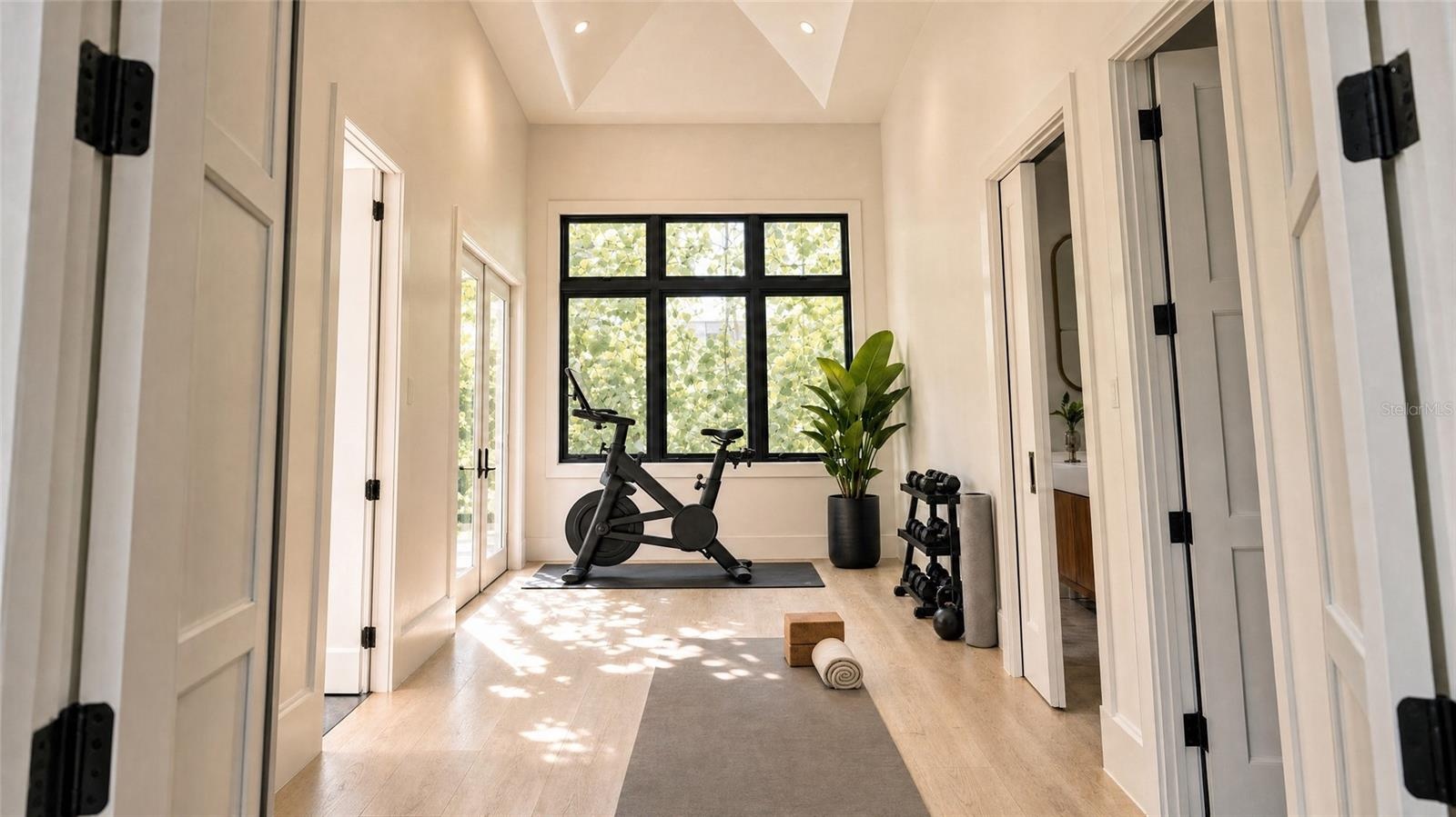 Fitness room, with virtual staging