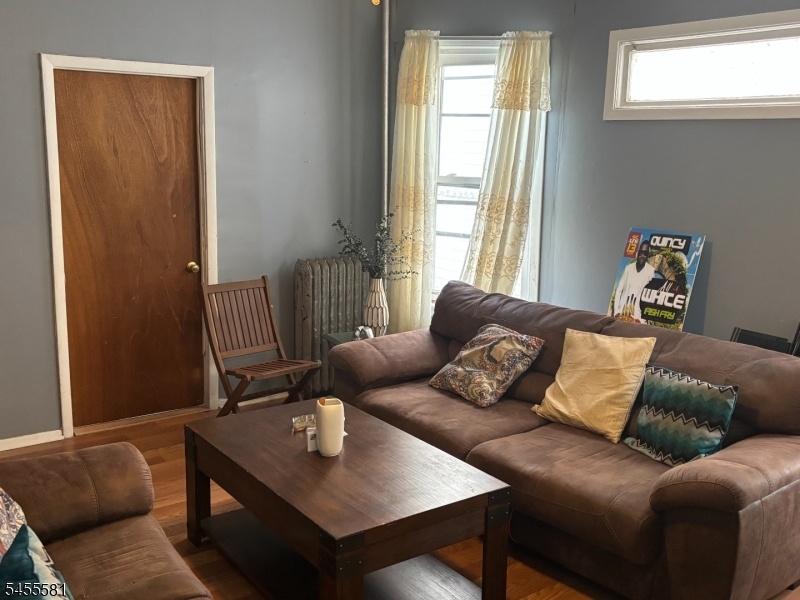 Living Room 1st Fl