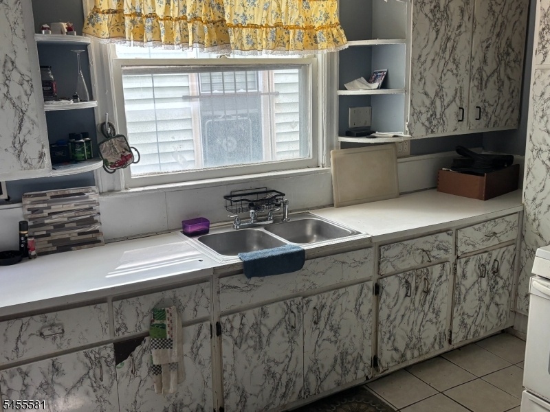 Kitchen 1st Fl