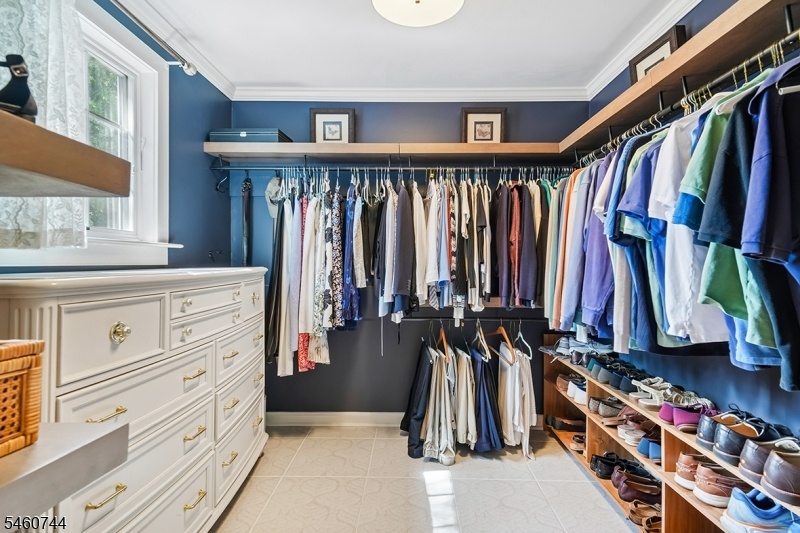 Custom Walk in Closet