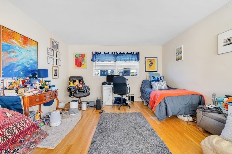 Primary Bed