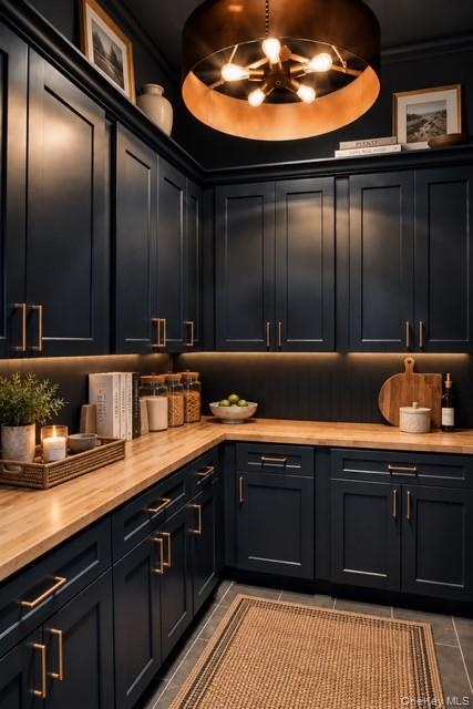 Butler's Pantry Furnished