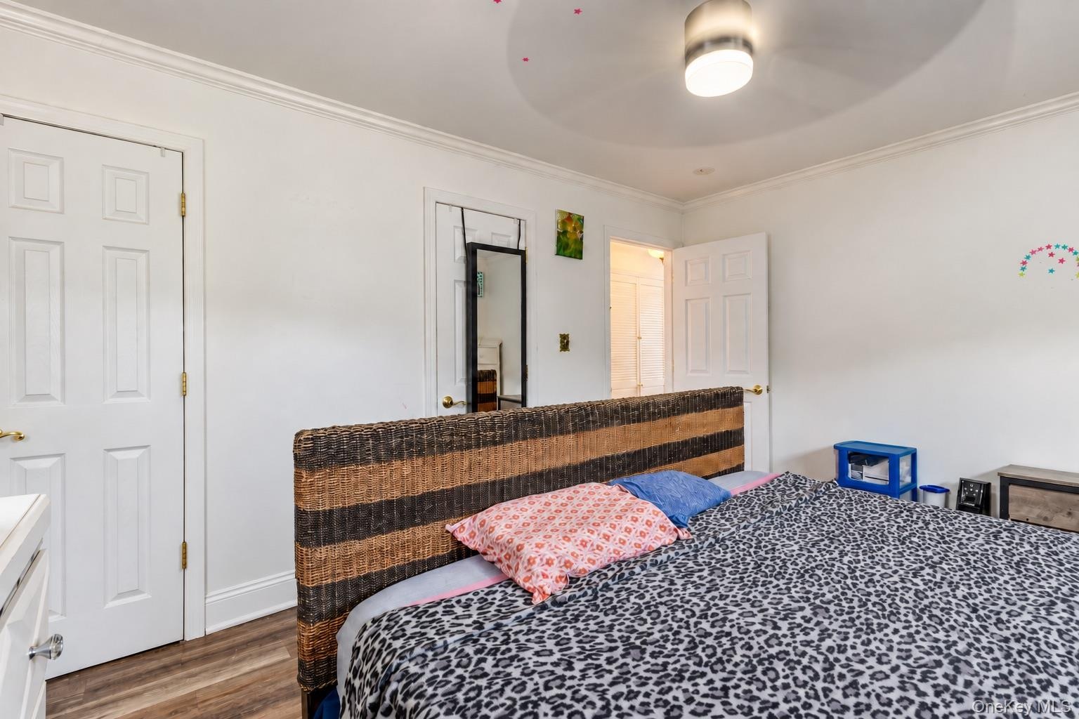 primary bedroom 1st floor