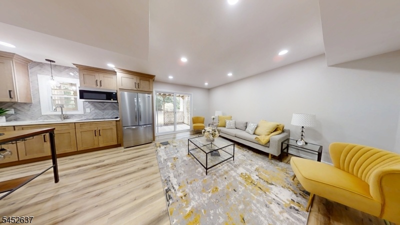 Family Room SUITE