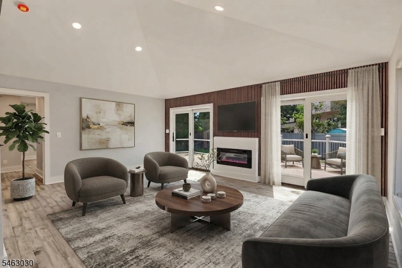 Family Room to Deck (VS)