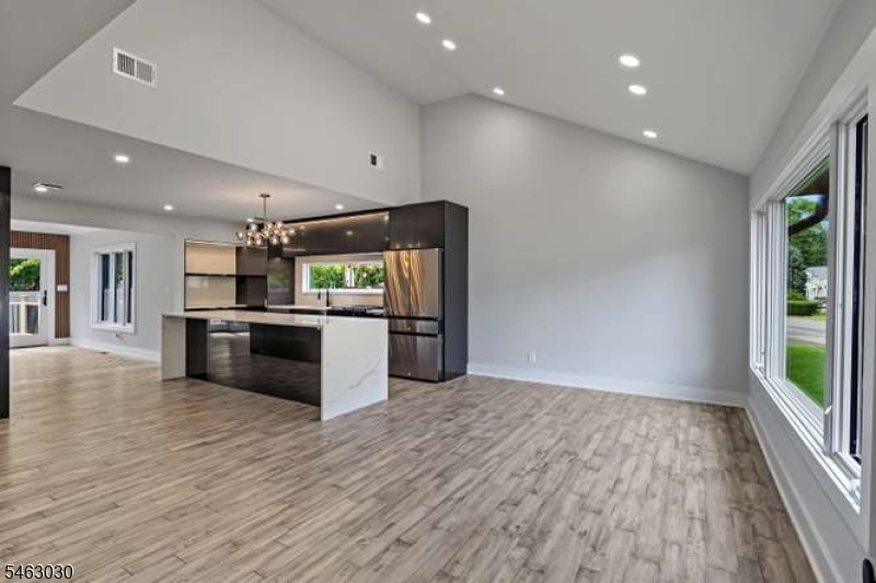 Dining Room/Kitchen