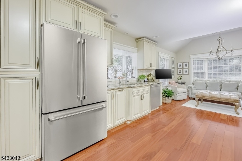 Kitchen newer appliances
