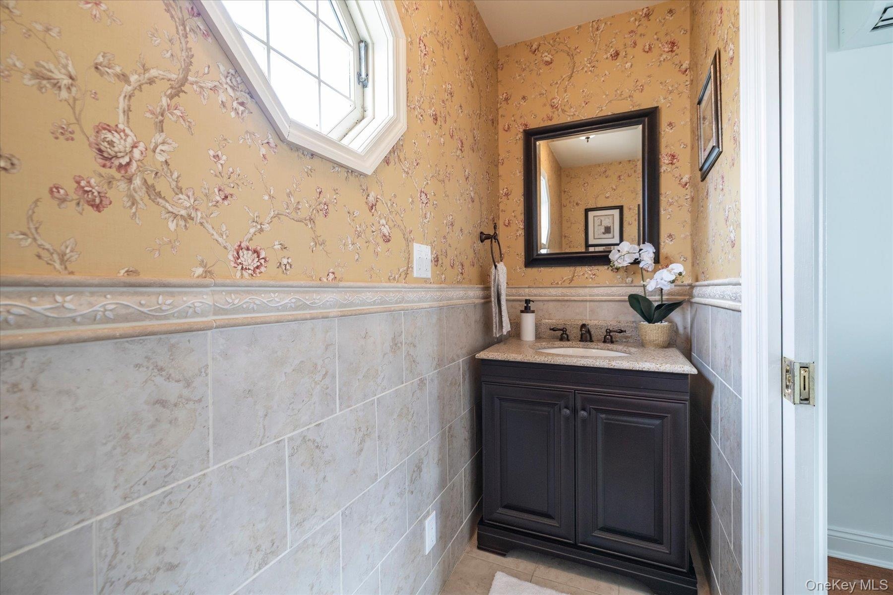 Powder room