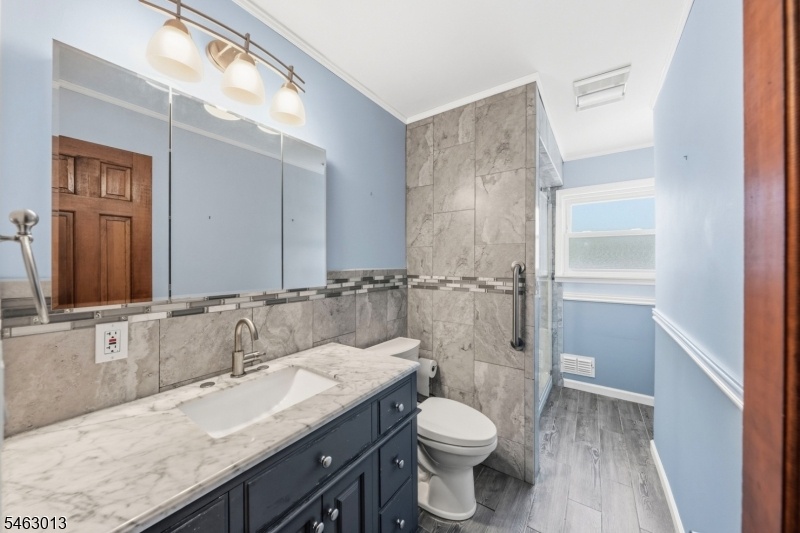BATH ROOM