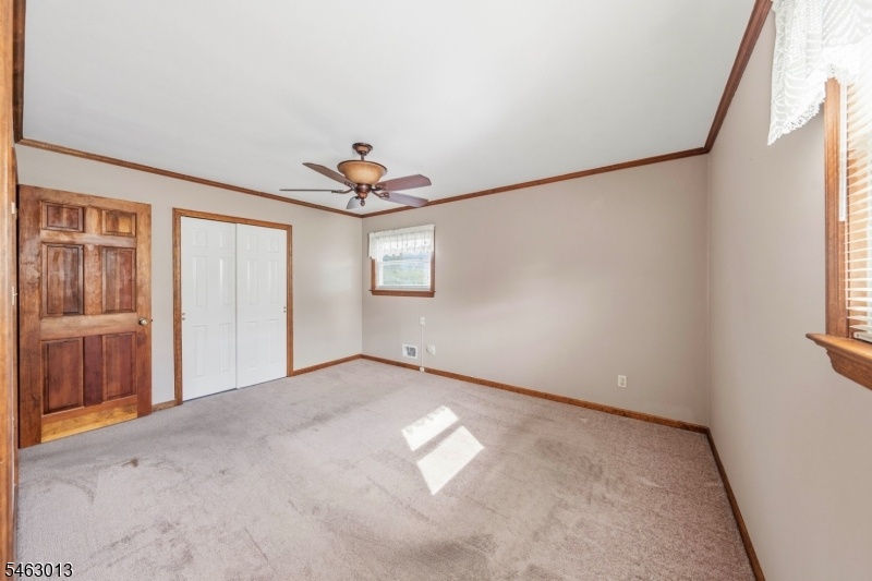 ROOM 4