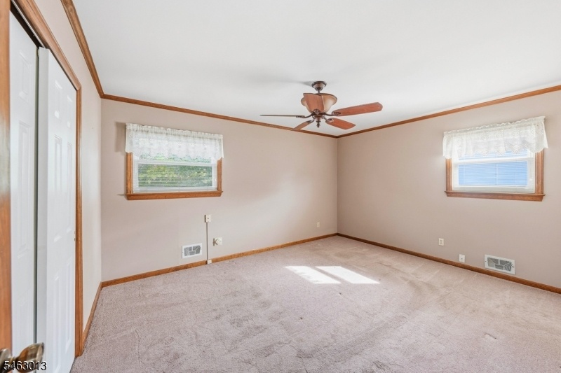 ROOM 4