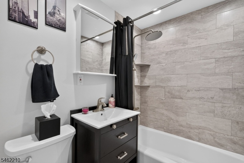 ground floor full bath