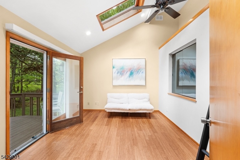 Office/5th Bedroom