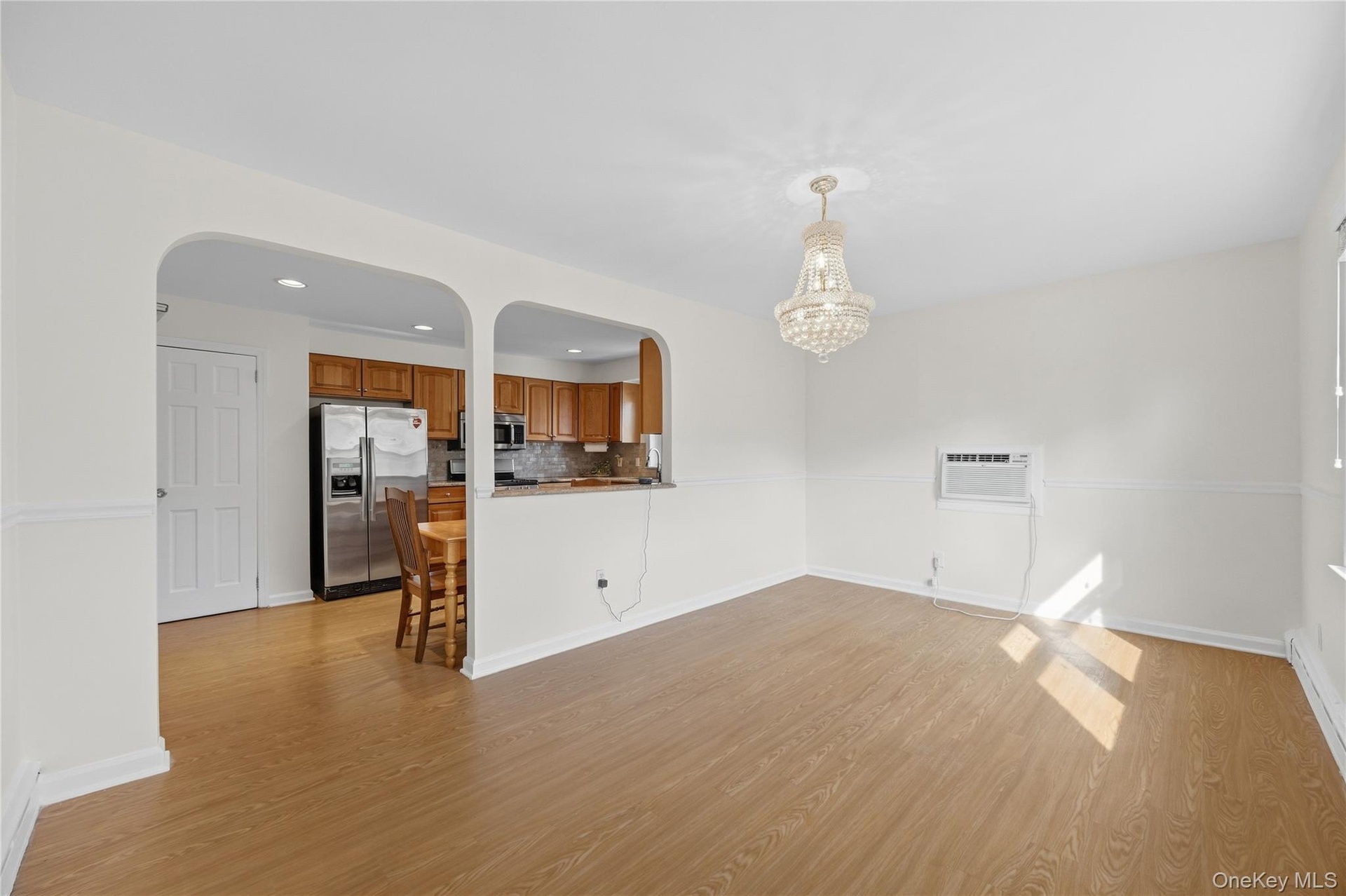 Apt 2 dining room
