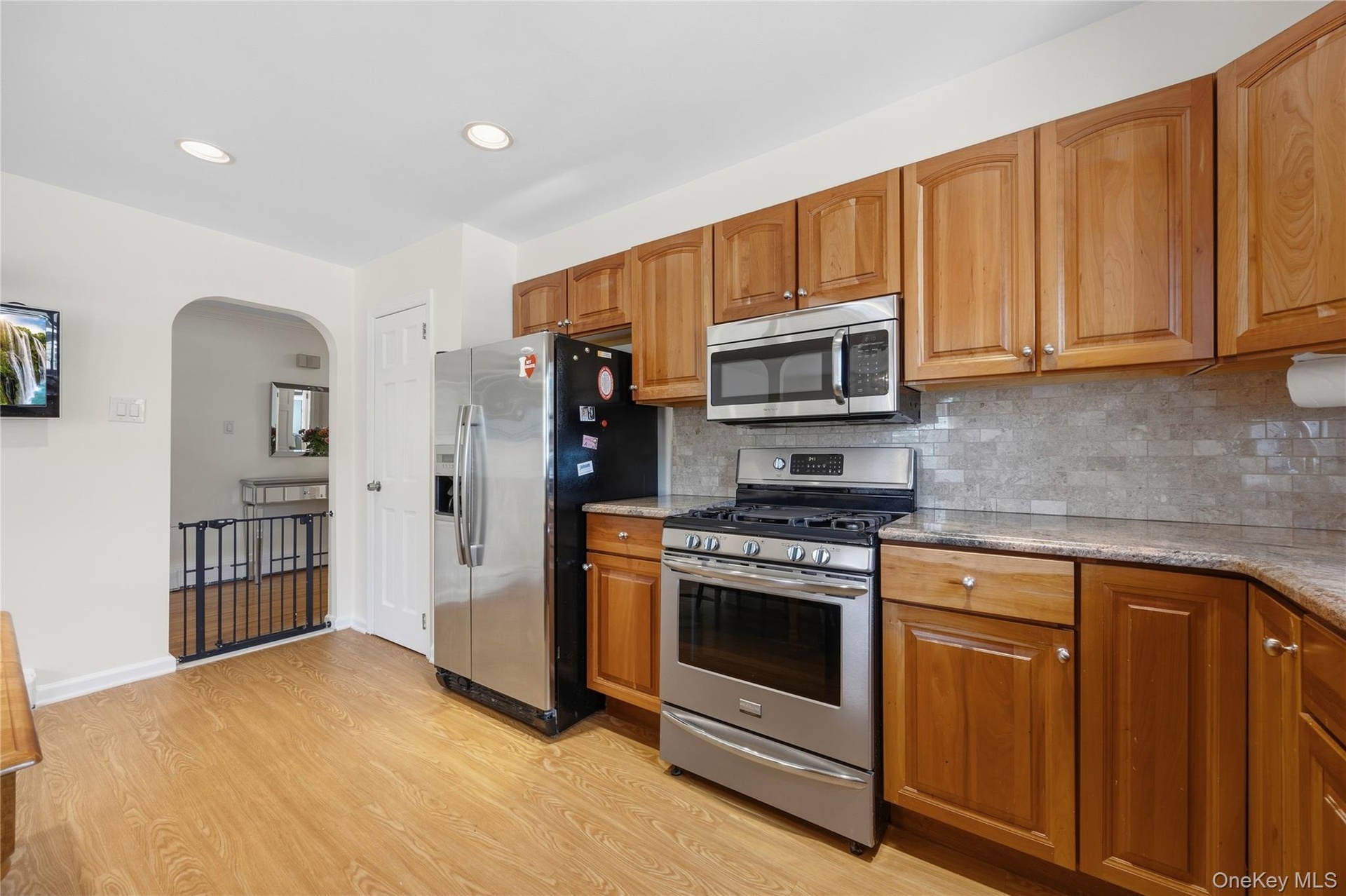 Apt 2 kitchen