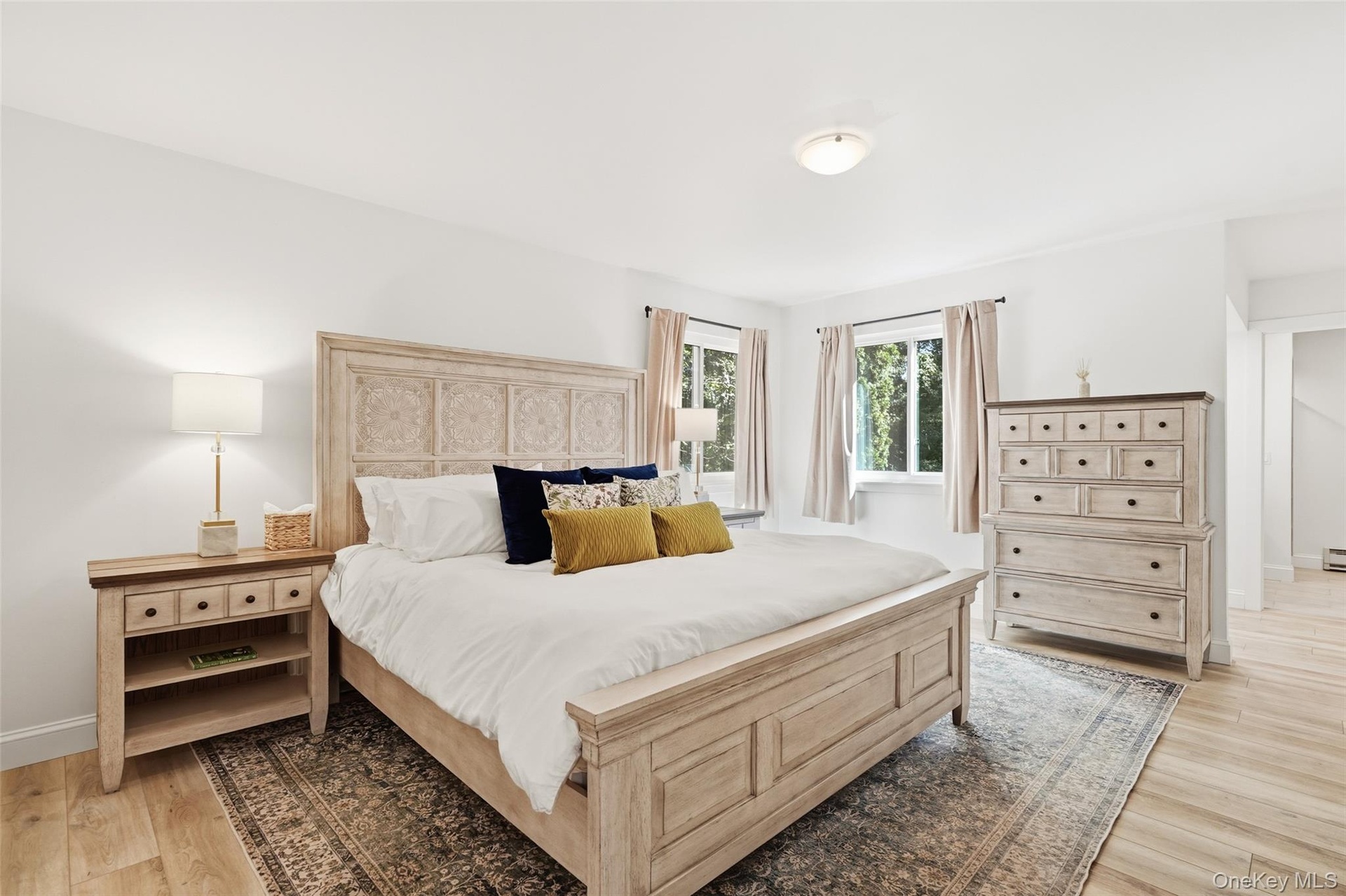 Upstairs Primary Bedroom