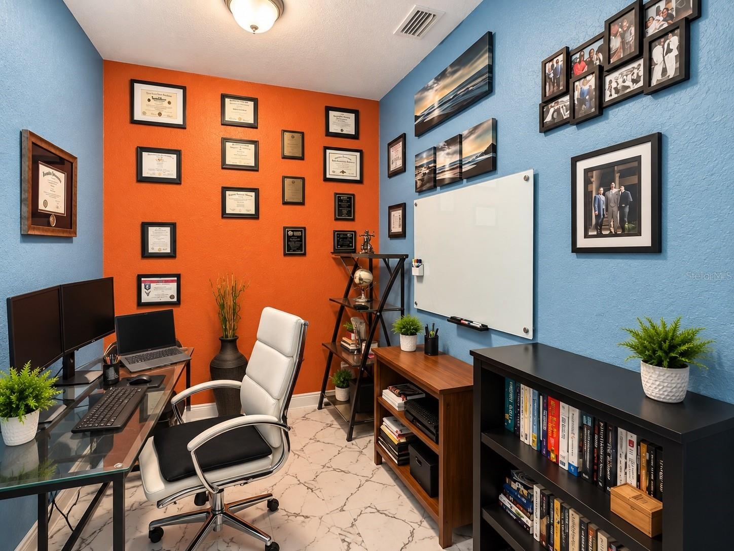 Office space/bonus room