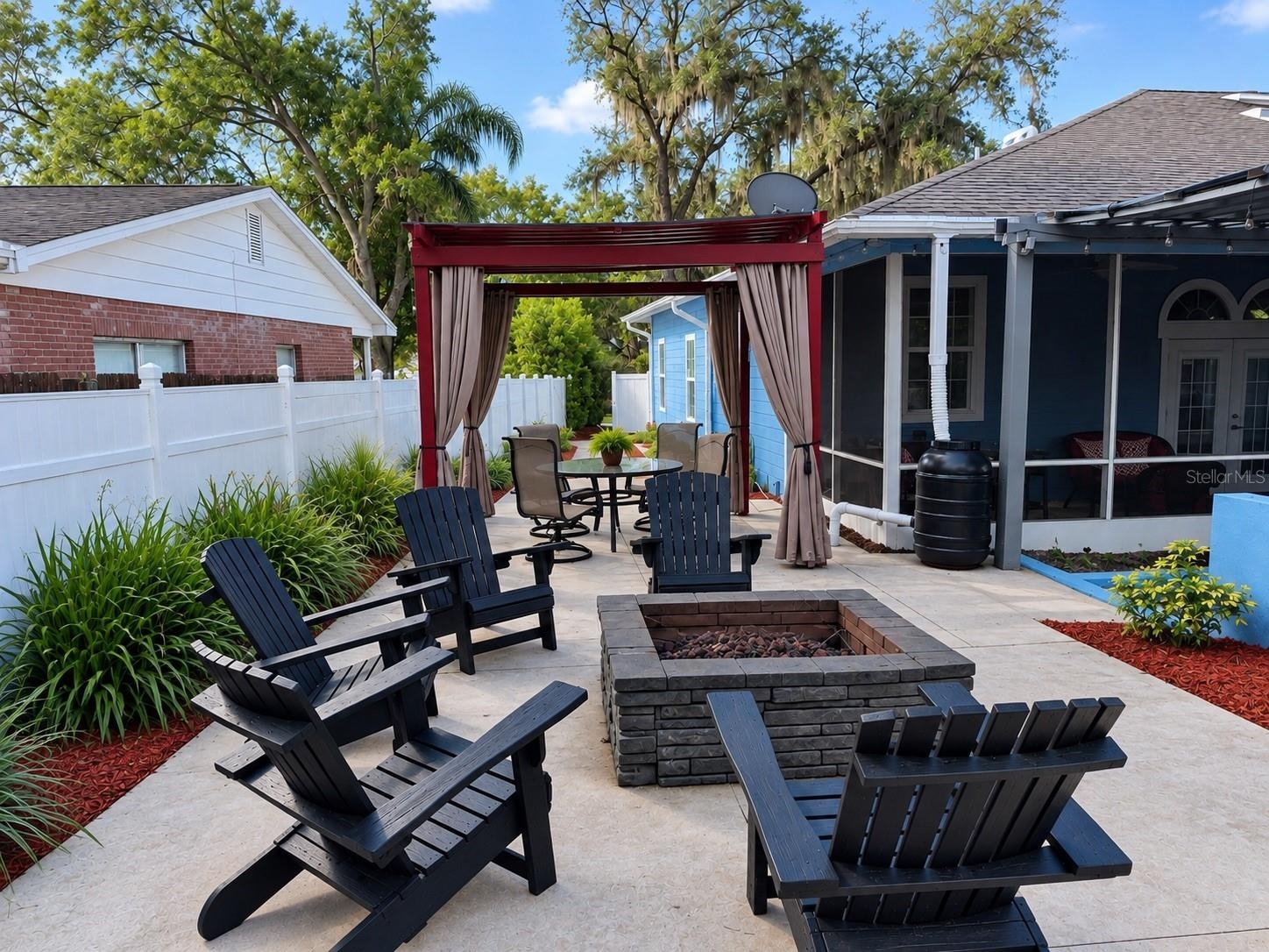Enjoy this fire pit!
