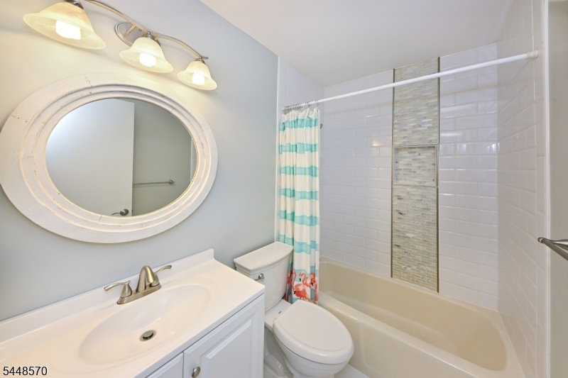 Second Full Updated Bath