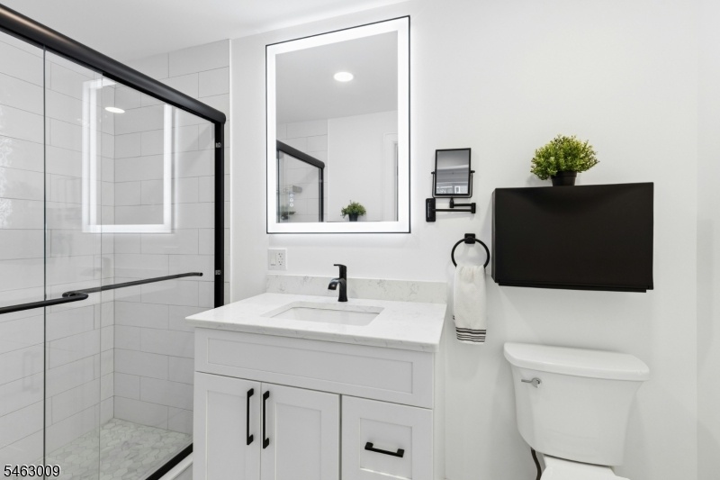 Ground Floor Full Bath