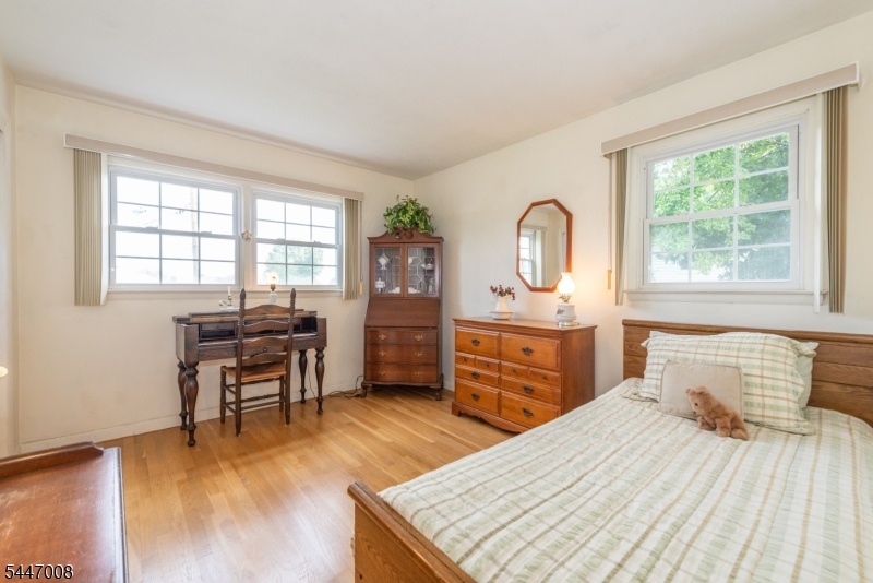 2 of 4 Bedrooms