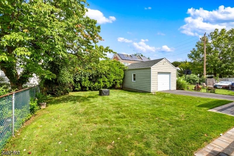 Back Yard, Garage