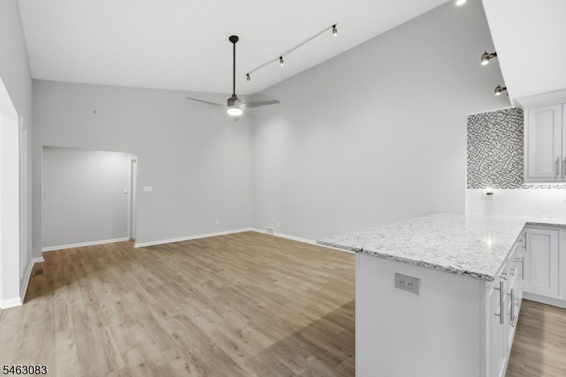 Kitchen/Living Room